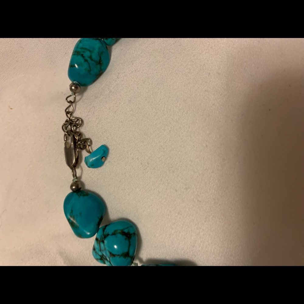 Turquoise statement necklace - Picture 2 of 4